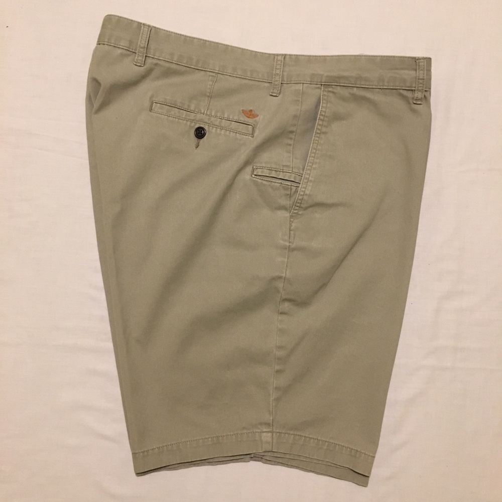 Men’s Dockers Khaki Shorts w/Cell Phone Pocket 42